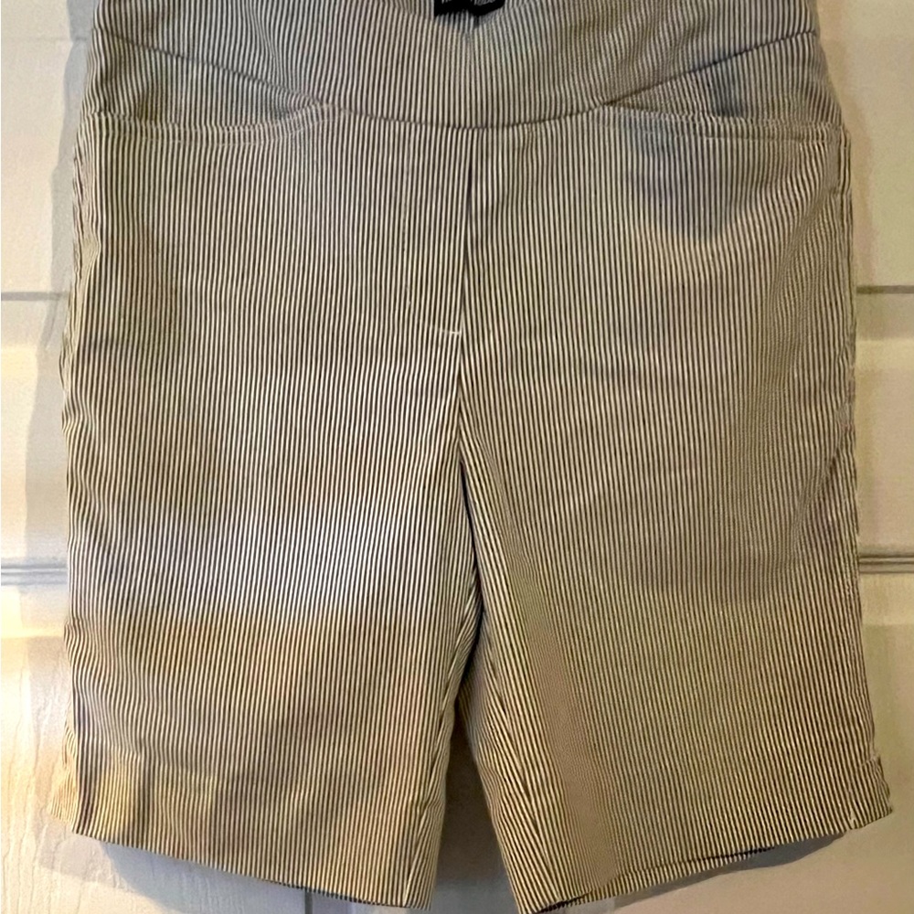 Hilary Radley Bermuda Size M